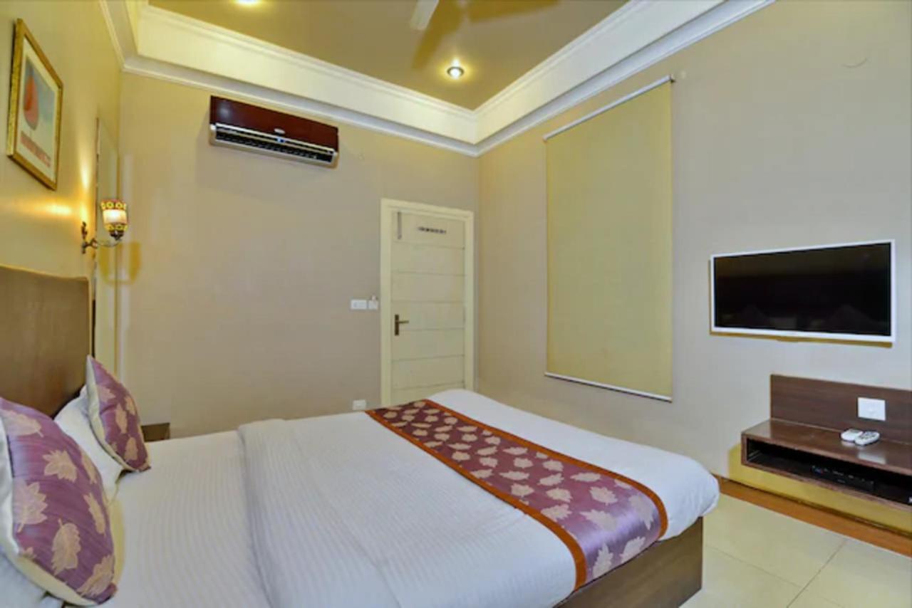 Hotel Dev Villas Τζαϊπούρ Εξωτερικό φωτογραφία